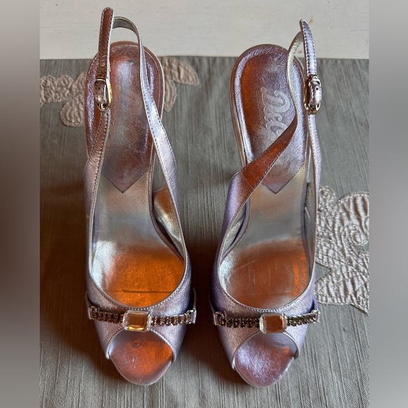 D&G - Dolce and Gabbana Metallic Violet Heels - Picture 8 of 12